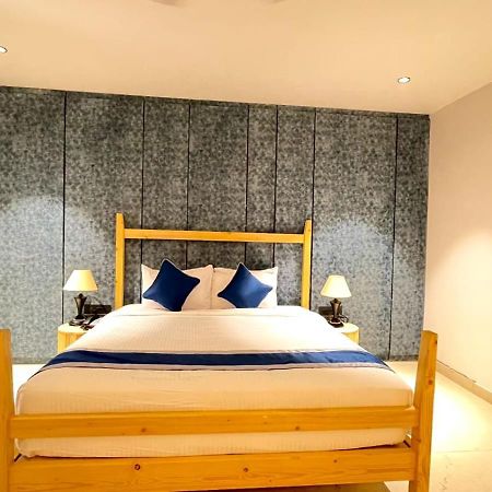 V Hotels And Resorts Chirala Exterior photo