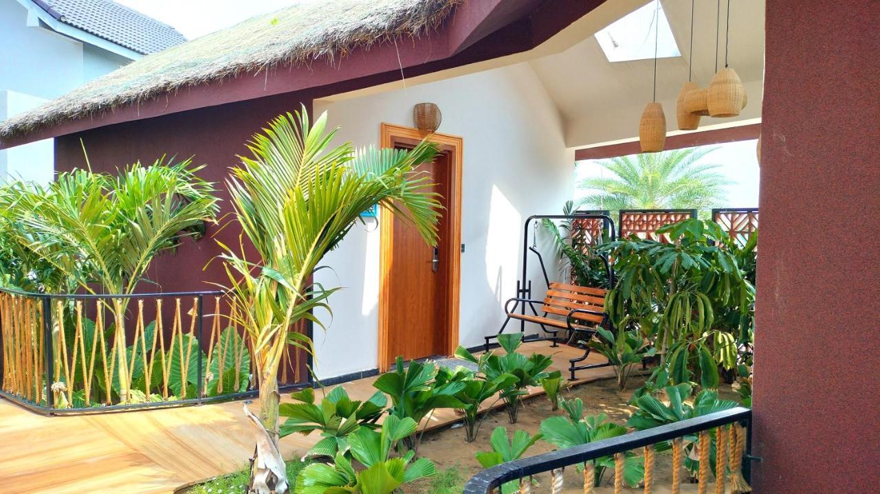 V Hotels And Resorts Chirala Exterior photo