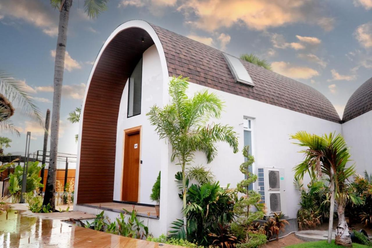 V Hotels And Resorts Chirala Exterior photo